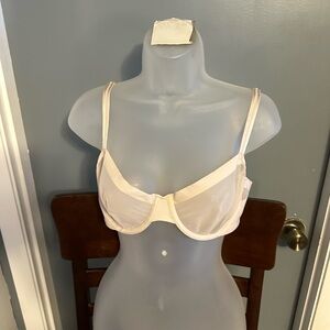 Auden 36B bra w/underwire